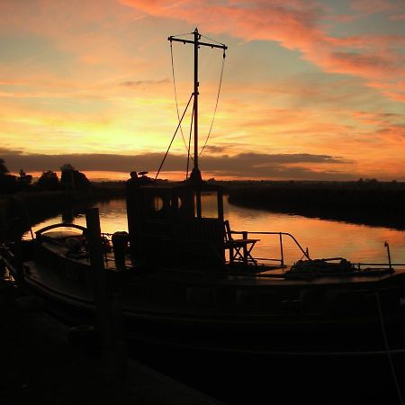 The Cockatrice B&B Reedham Bagian luar foto